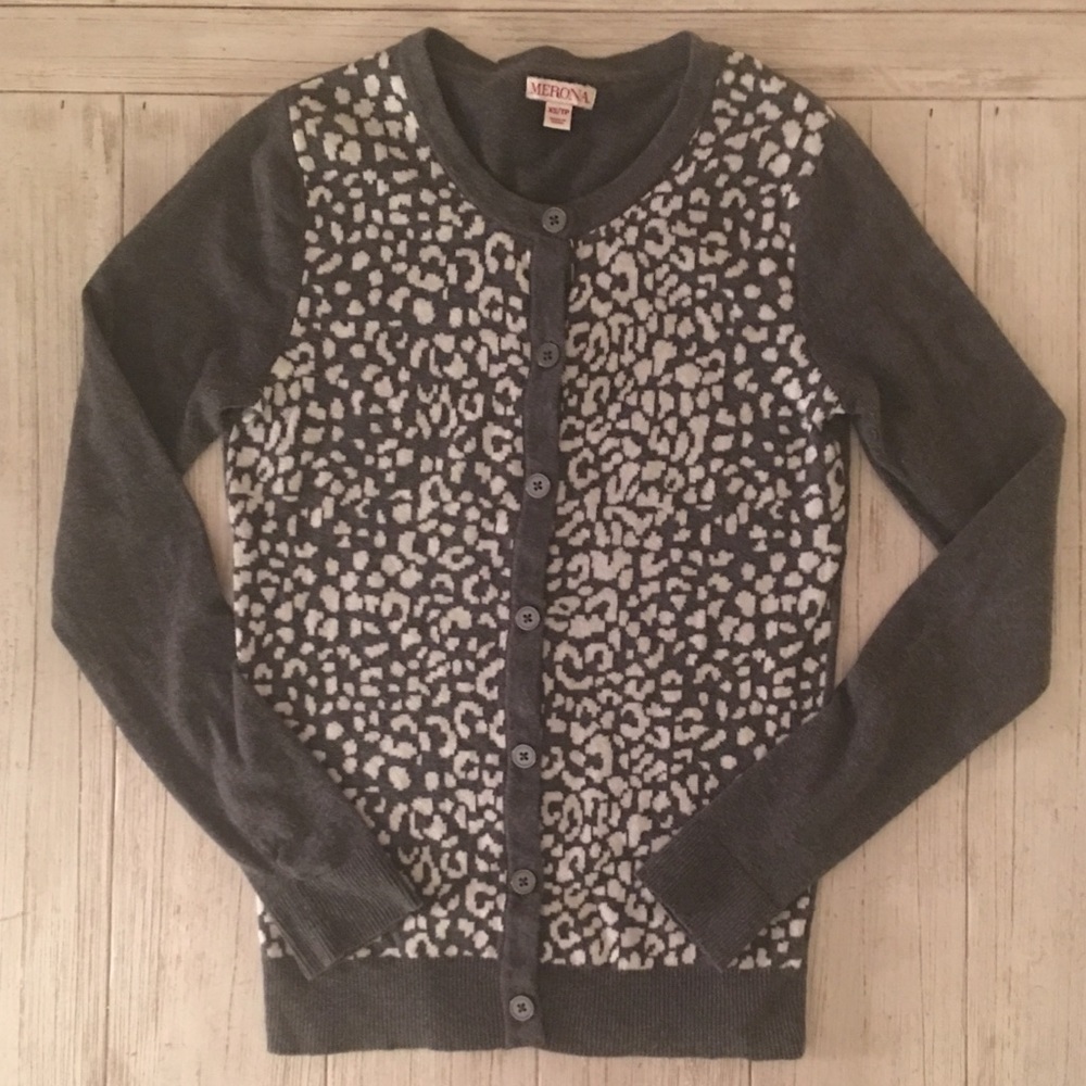 👱🏼‍♀️Merona Leopard Gray & White Cardigan-XS